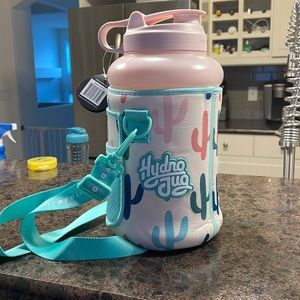 NWT Hydrojug With Sleeve and Straw